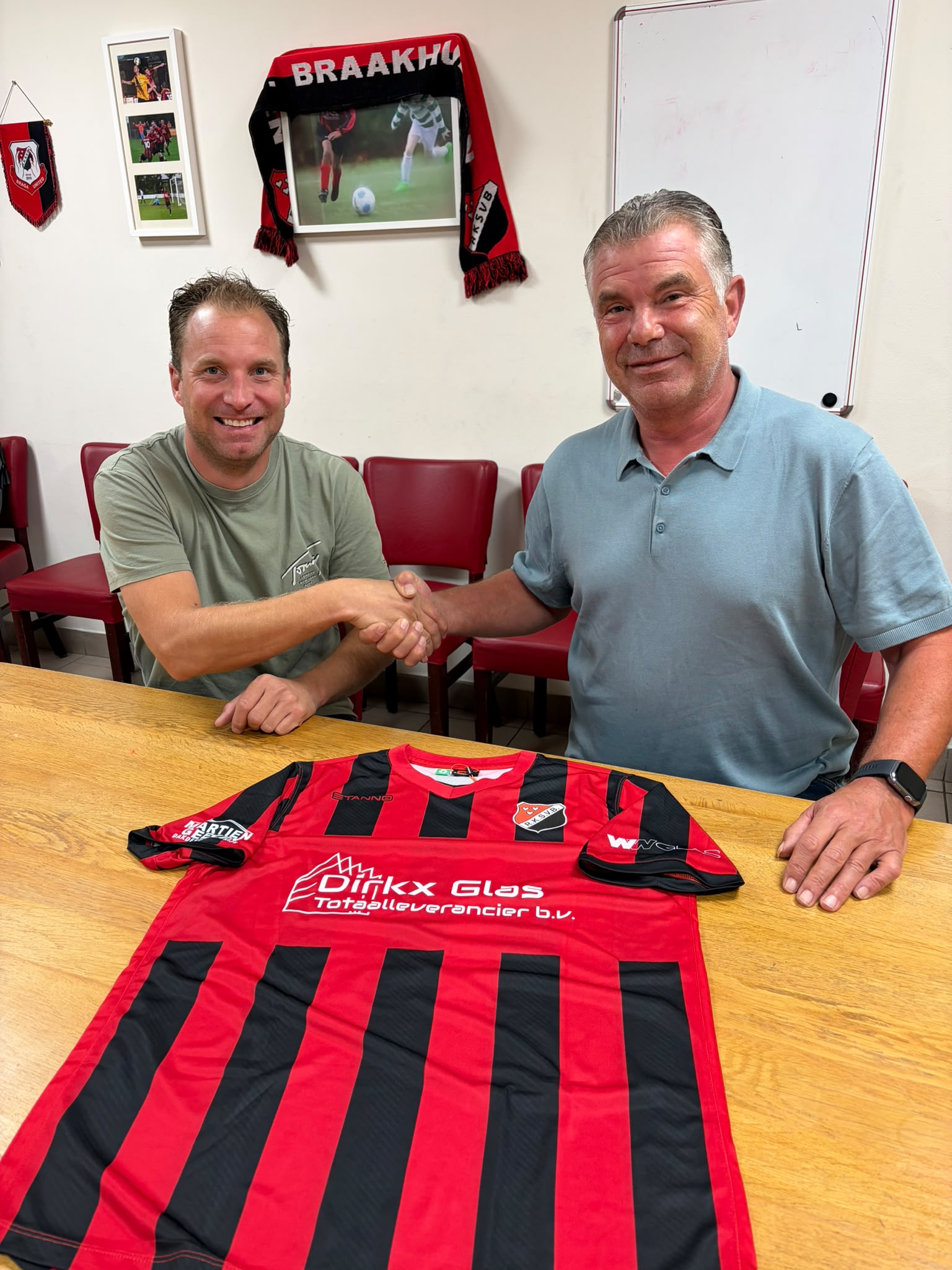 🔴⚫️ GROOT NIEUWS: NIEUWE HOOFDSPONSOR
